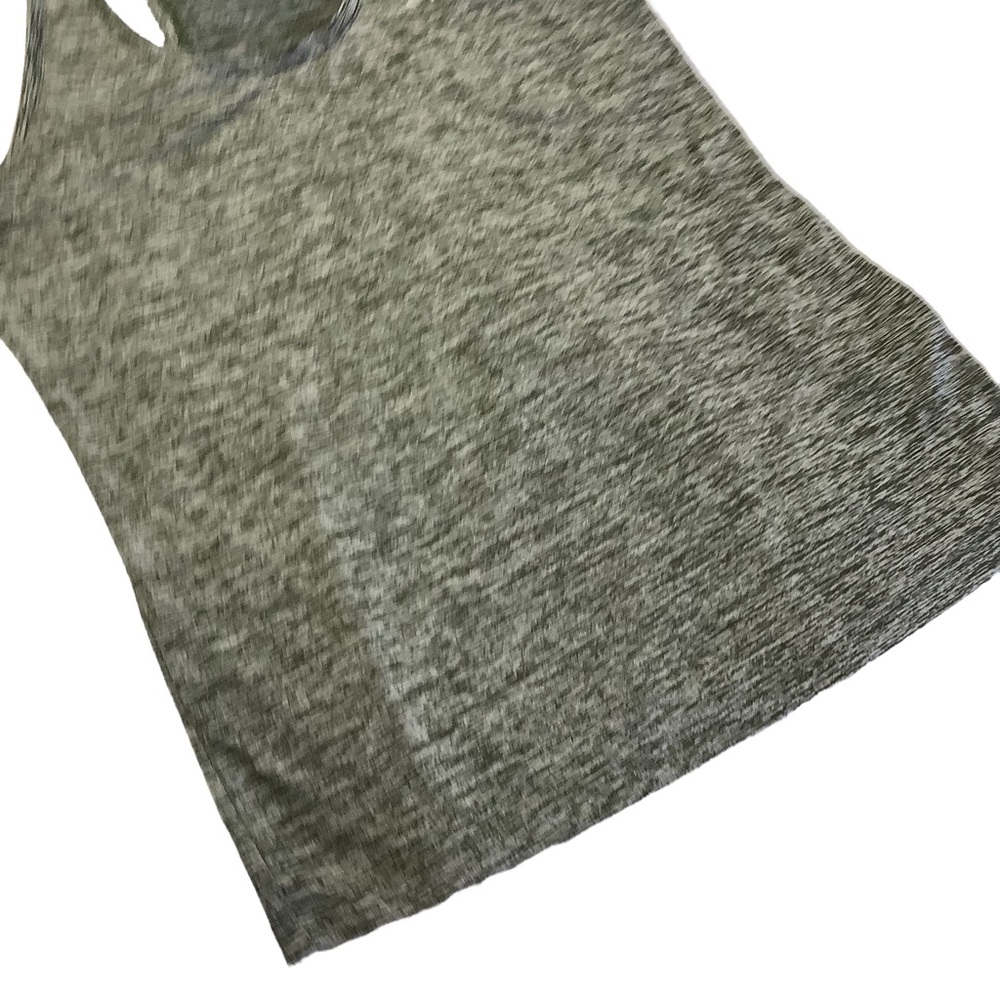 Grey Racerback Under Armor Tank Top size tag missing - Picture 6 of 10